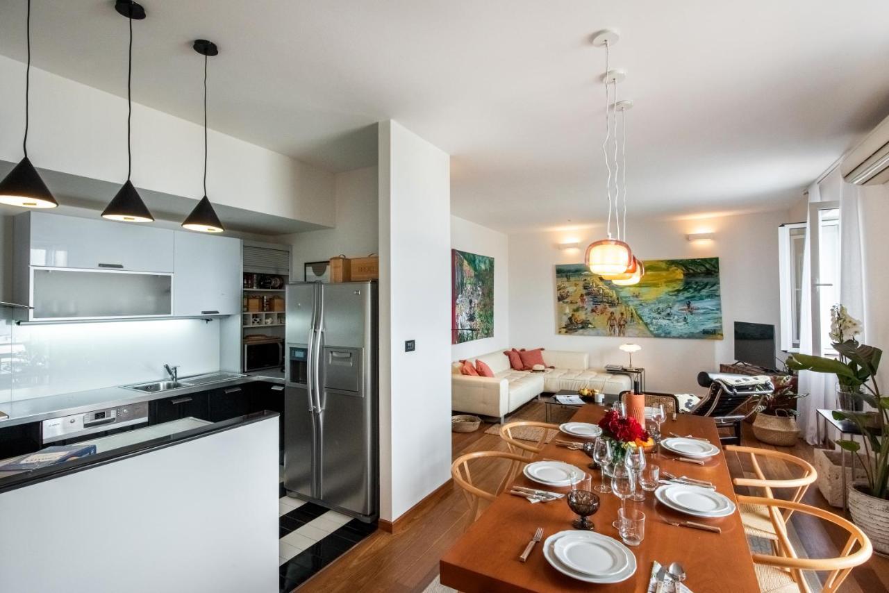 Airy Seafront 1920S Apartment Split Exterior foto