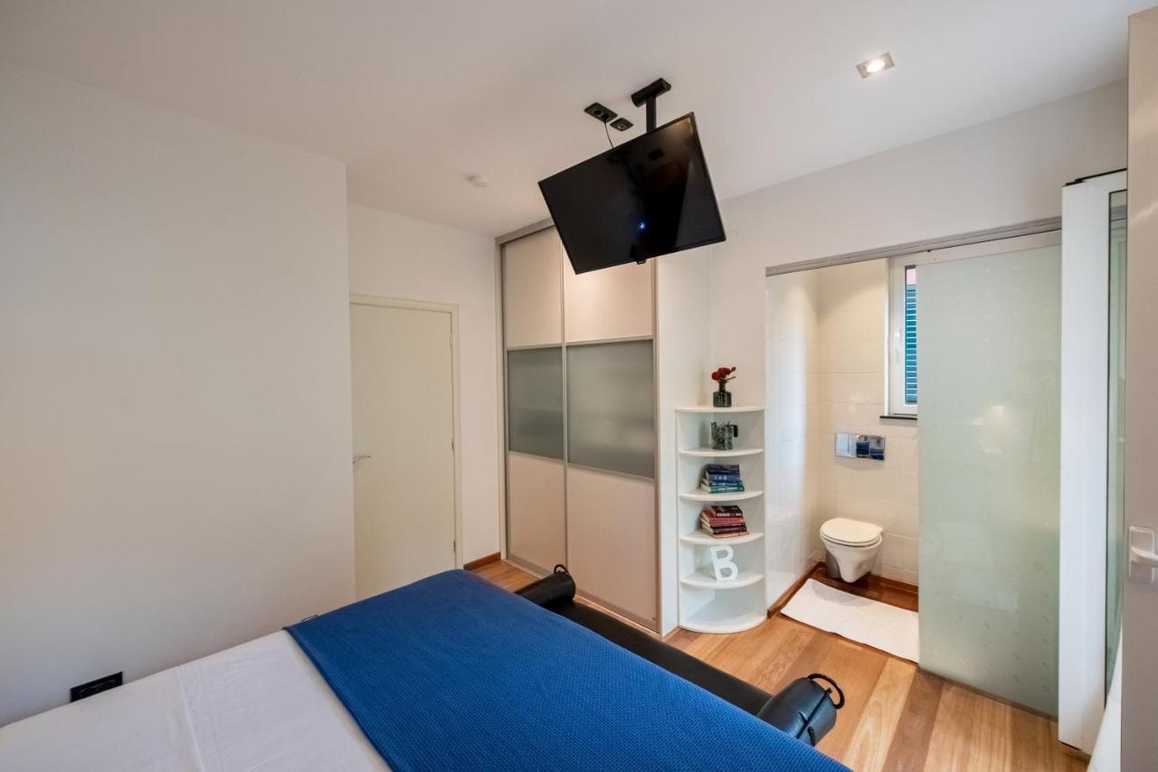 Airy Seafront 1920S Apartment Split Exterior foto
